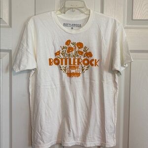 Bottlerock Women’s Concert Ivory T-Shirt Orange Graphic Size L Napa Valley 2024